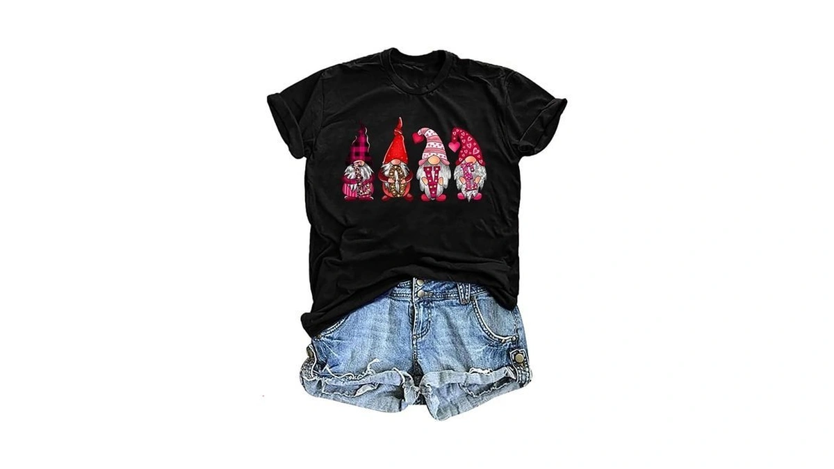 Valentines Day Shirts Women Cute Gnomes Graphic Valentines T-shirt Love