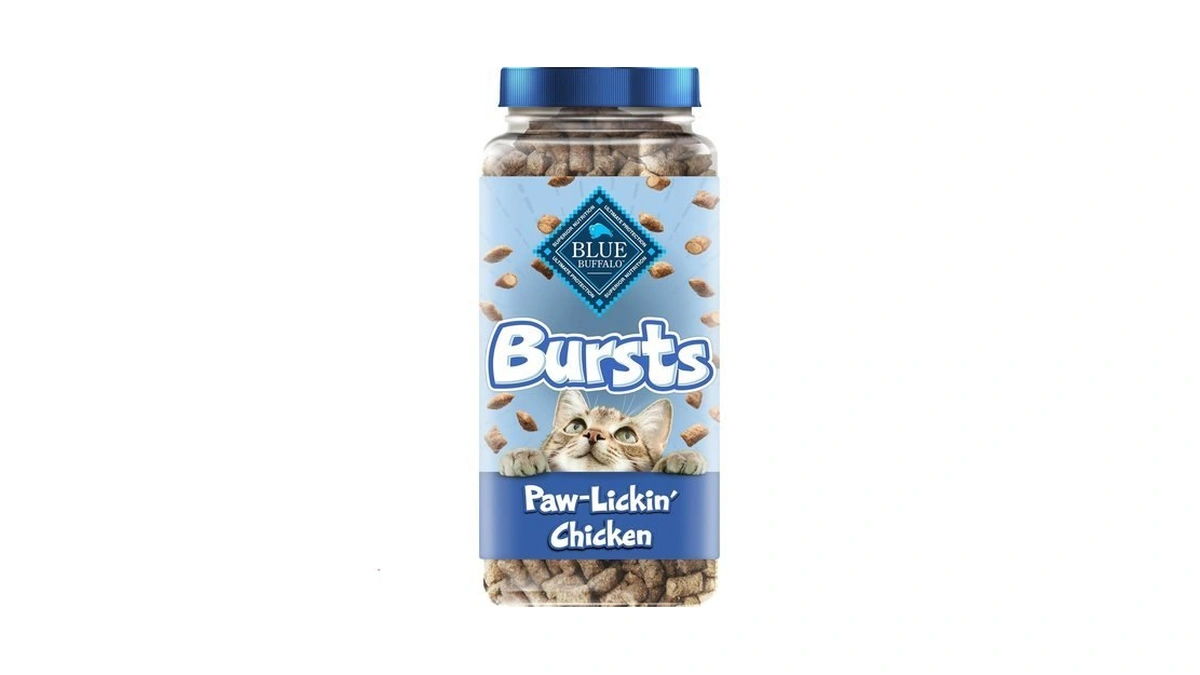 Blue Buffalo Bursts Chicken Crunchy & Creamy Cat Treats, 12