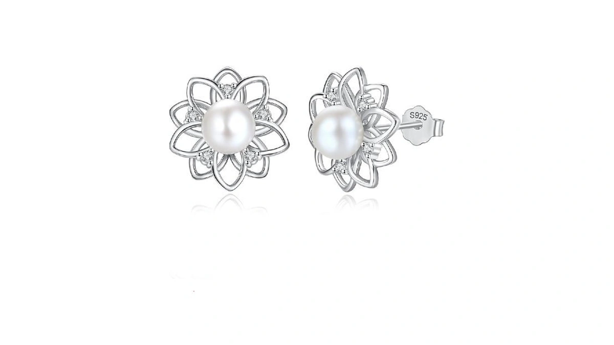 Pearl Stud Earrings Handpicked Freshwater Cultured Pearl Earrings For Women