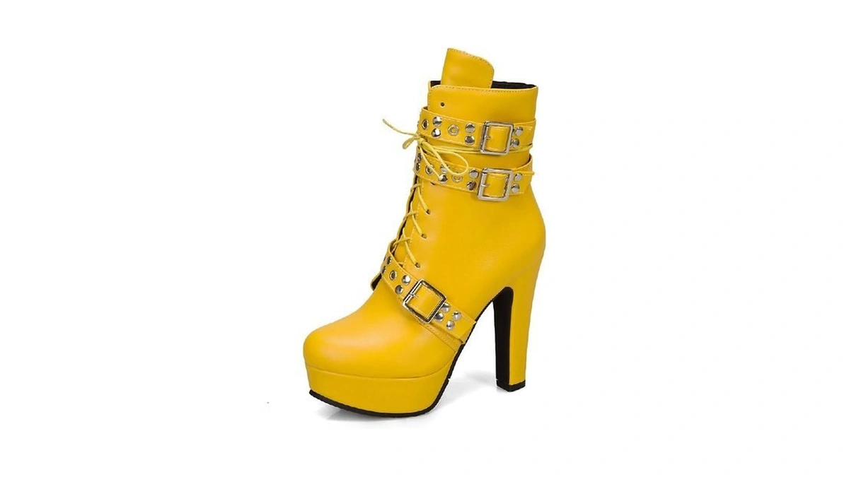 Foremode Women's Goth Leather Block Heel Ankle Boots Fashion Studded