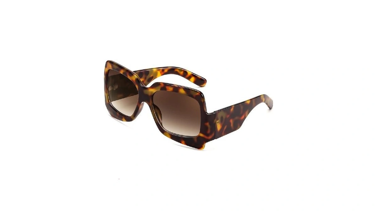 Feisedy Personalized Large Frame Sunglasses For Men And Women Travelling