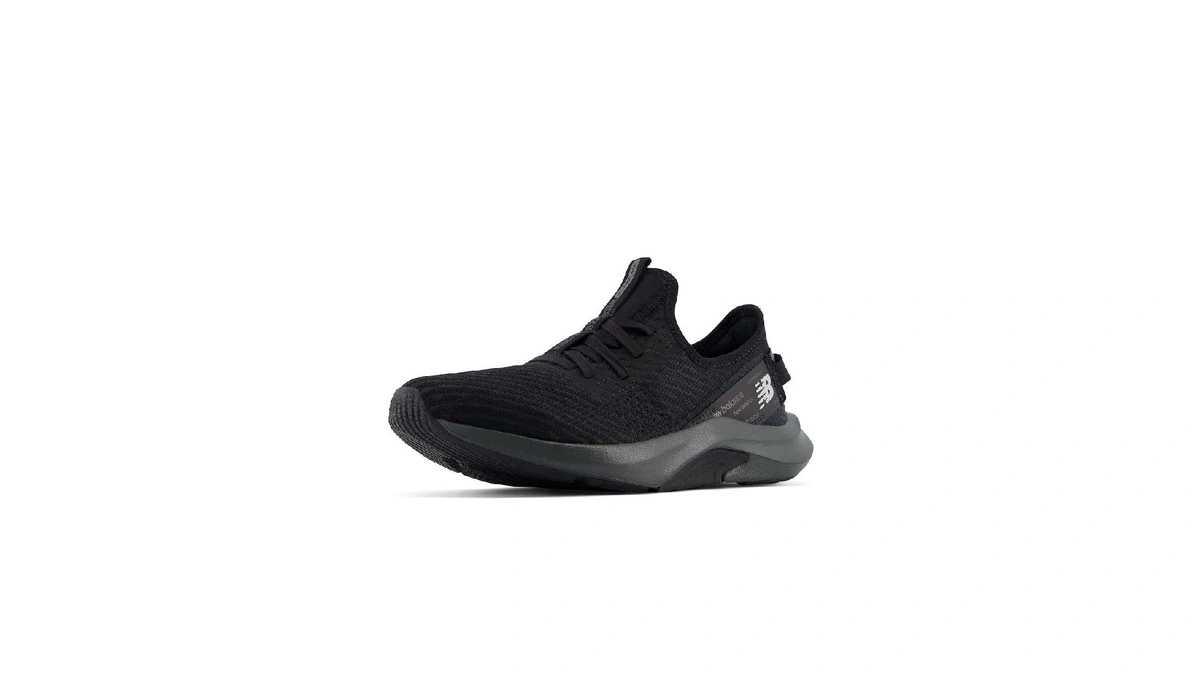 New Balance Women's Dynasoft Nergize Sport V2 Cross Trainer, Black/blacktop,
