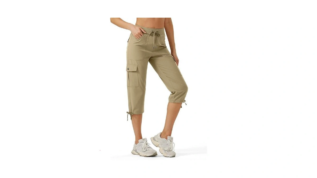 Rewkoy Women's Hiking Cargo Capris Lightweight Quick Dry Outdoor Athletic