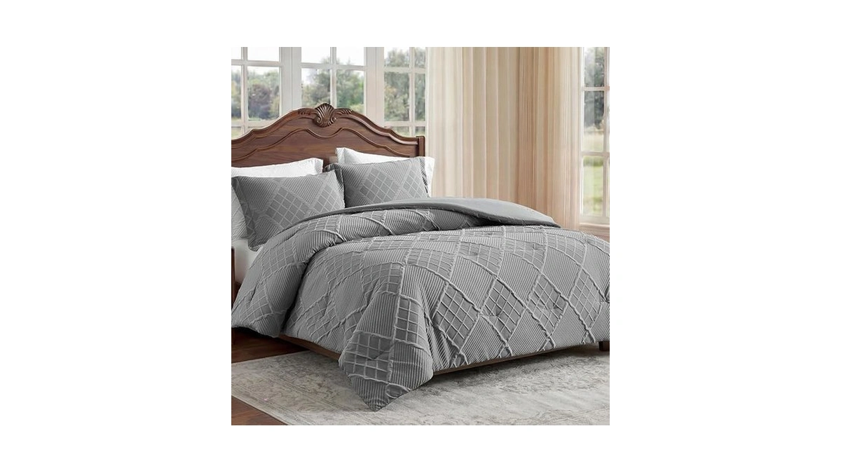 Amélie Home King Comforter Set, 3 Piece Grey Jacquard Bedding