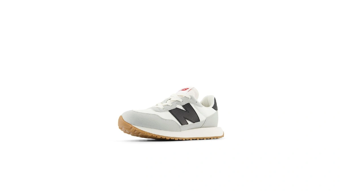 New Balance Kids 237 V1 Lace Up Sneaker, White/black, 7