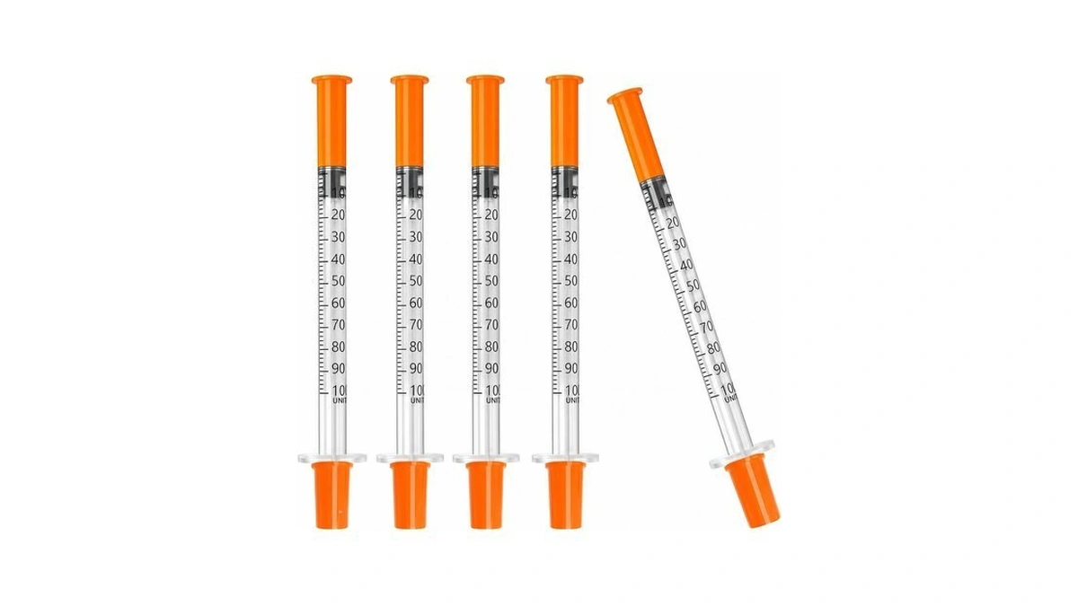 Syringes With Needle, 1ml 31 Gauge 5/16" (8mm), Pack Of