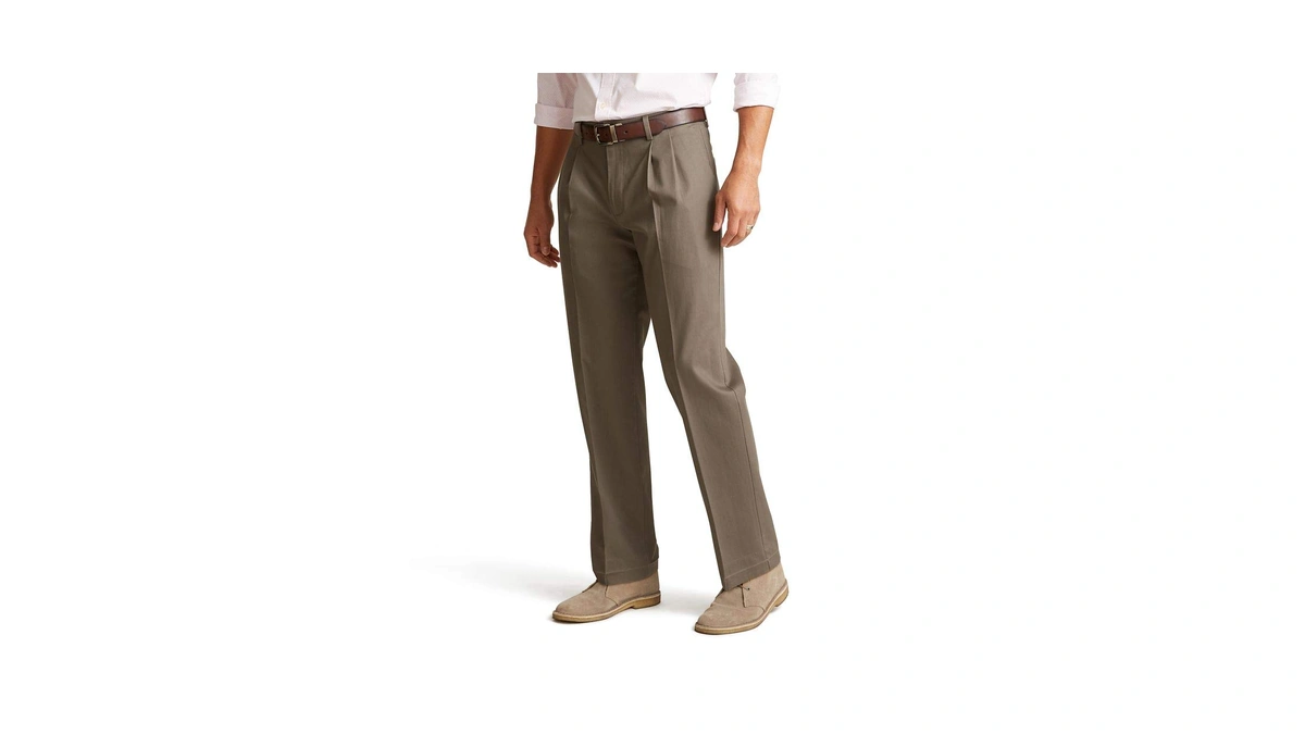 Dockers Men's Classic Fit Signature Khaki Lux Cotton Stretch Pants
