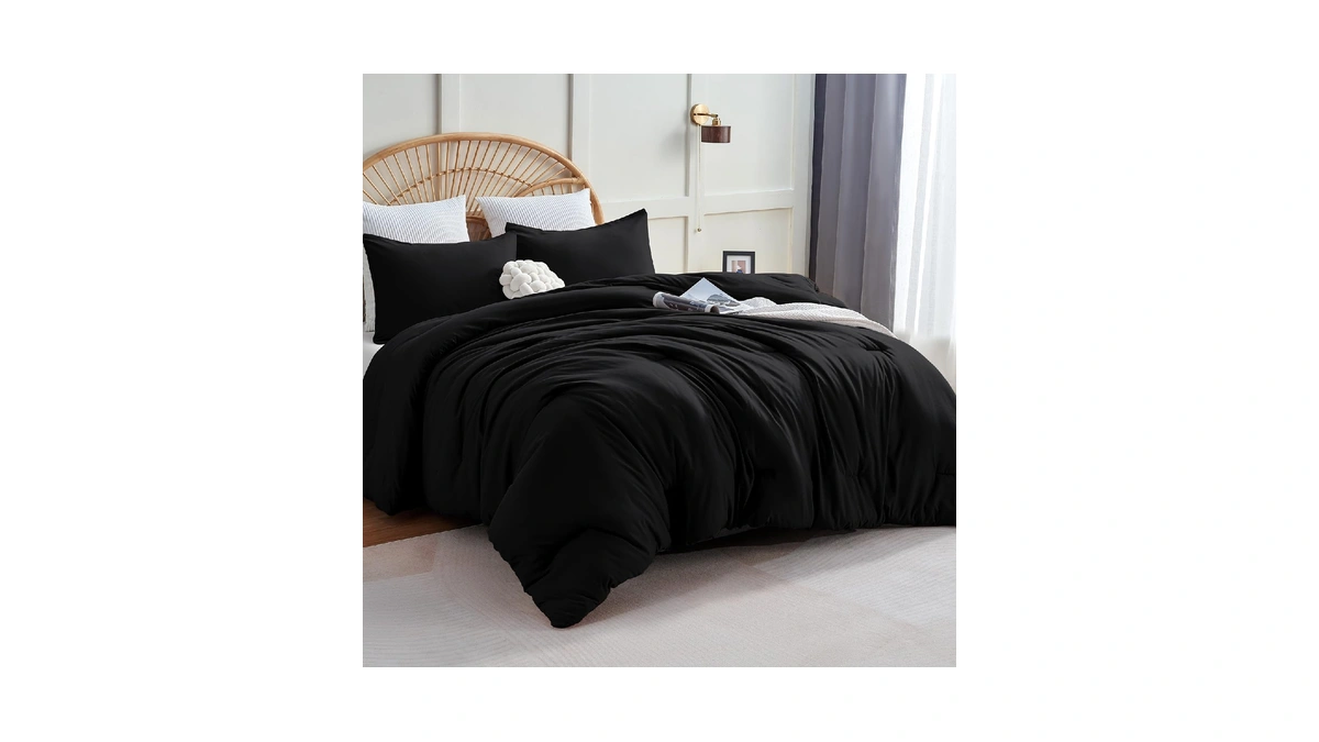 Cozylux Queen Comforter Set, 3 Pieces Down Alternative Bedding, Black