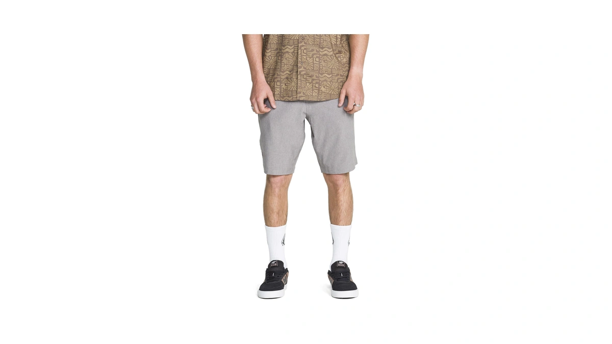 Volcom Men's Kerosene 21" Hybrid Chino Shorts β Quick-dry Stretch