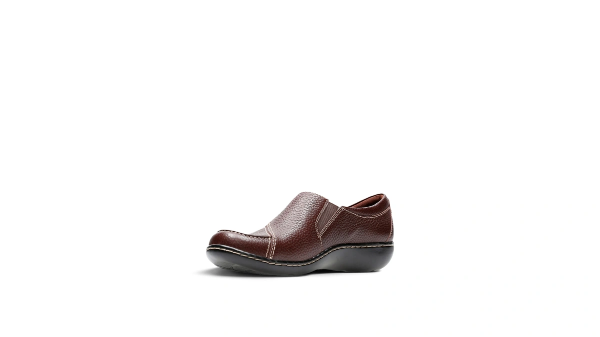 Clarks Womens Ashland Lane Q Slip On Loafer, Redwood, 8