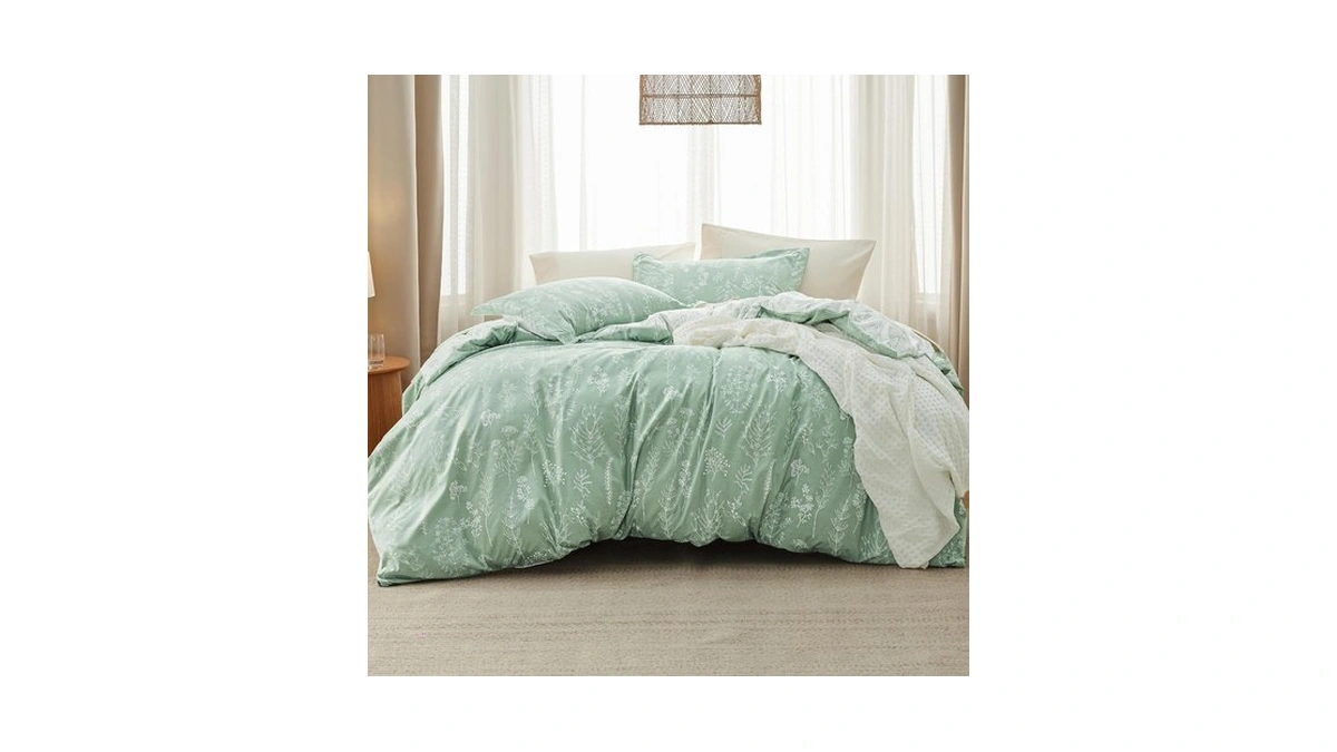 Bedsure Queen Comforter Set - Sage Green Bed Set, 3
