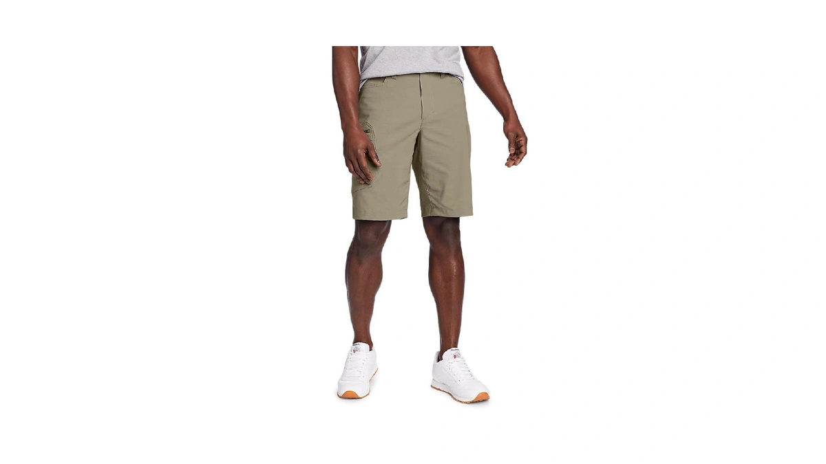 Eddie Bauer Men's Rainier Shorts, Light Khaki Rainier, 38