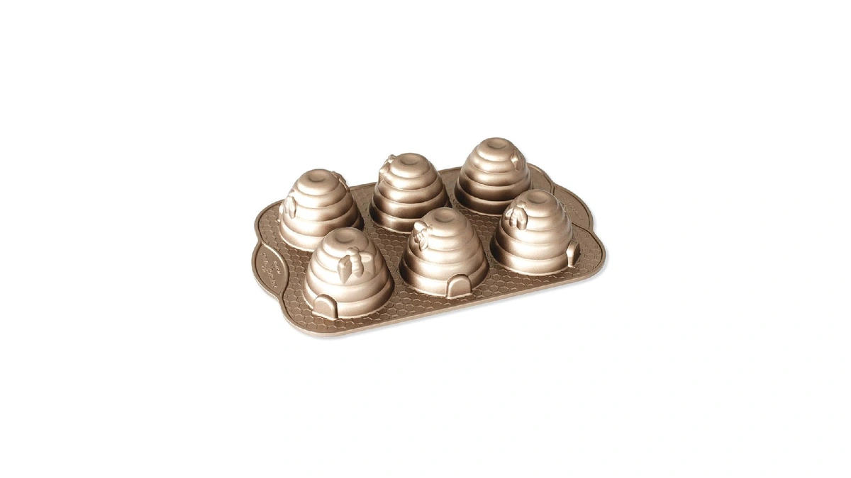 Nordic Ware Beehive Cakelet, 3 Cup Capacity, Toffee