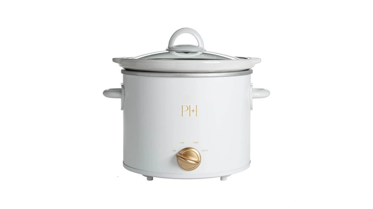 Paris Hilton 3.5-quart Manual Slow Cooker, Naturally Nonstick Stoneware Ceramic