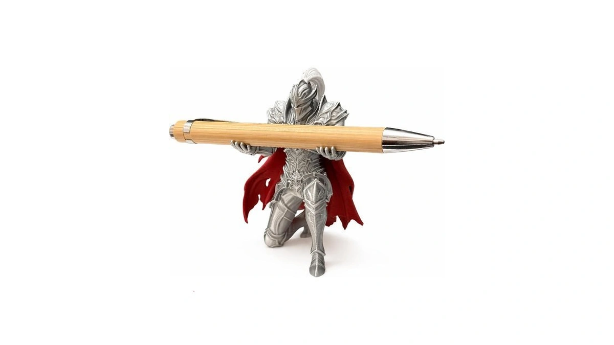 Neliangia Knight Pen Holder, Kneeling Hero Pencil Stand For Desk,