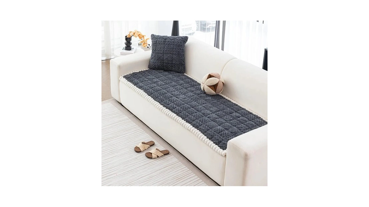 Dreamingo Non Slip Fuzzy Couch Cover For Dogs, Washable Pet
