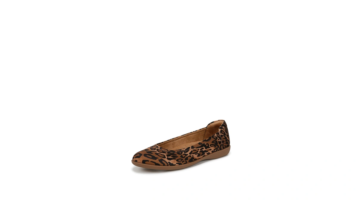 Naturalizer Women's Flexy Ballet Flat Cheetah Animal Print 8.5 W