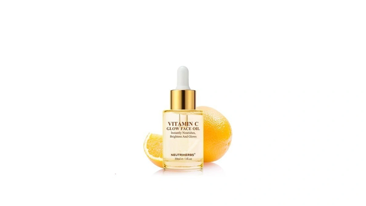 Neutriherbs Rosehip Seed Face Oil With Vitamin C Nourish Dry