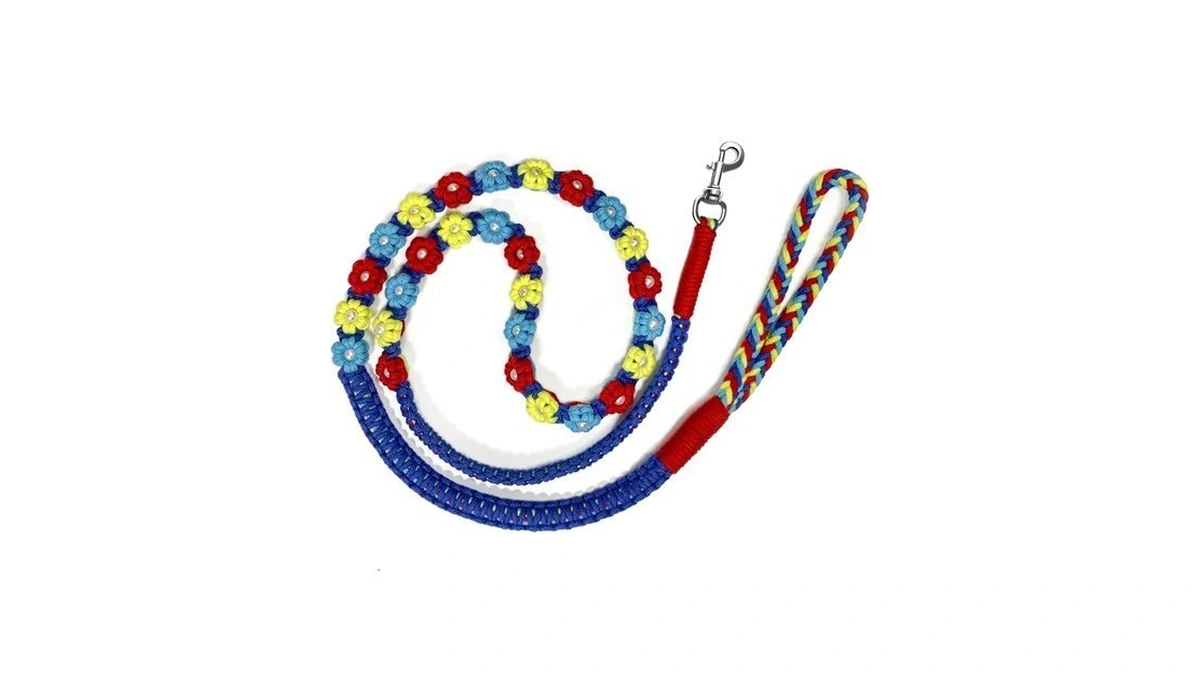 Floral Braided Dog Leash β Handmade Cotton Rope Lead For