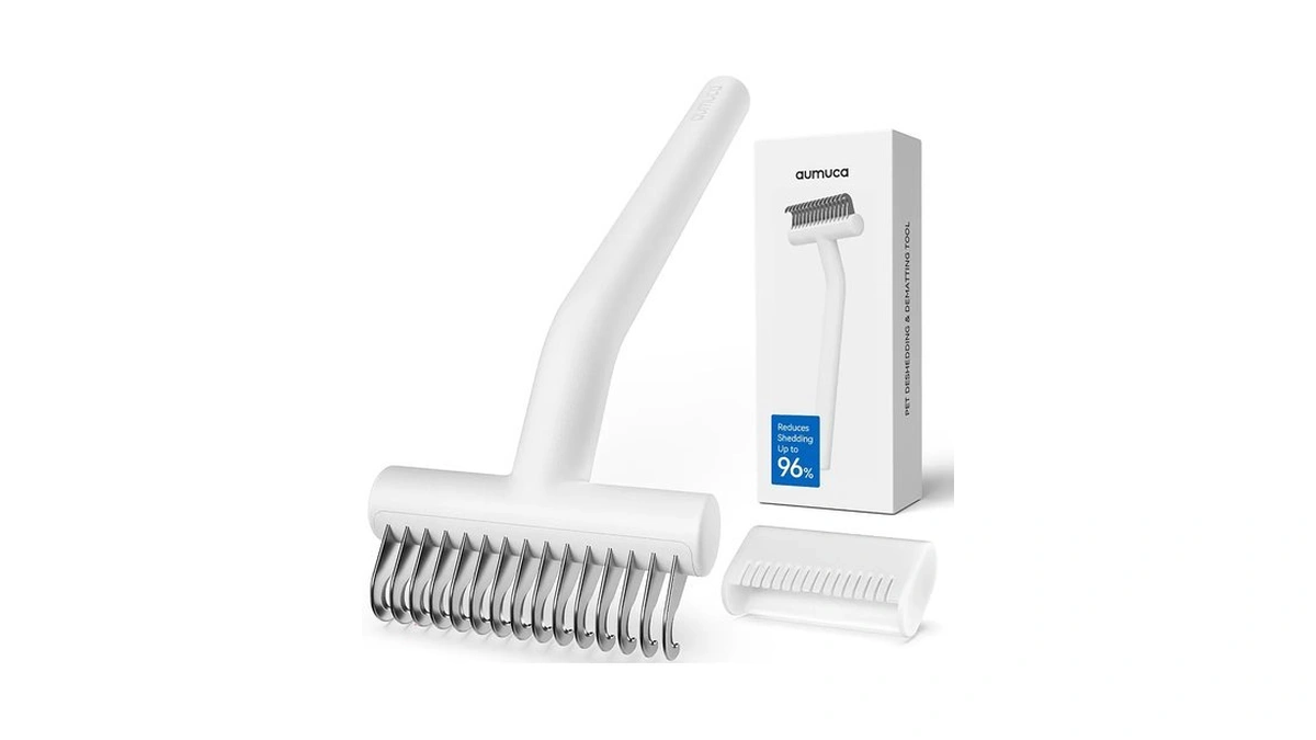 Aumuca Undercoat Rake For Dogs, Deshedding & Dematting Comb For