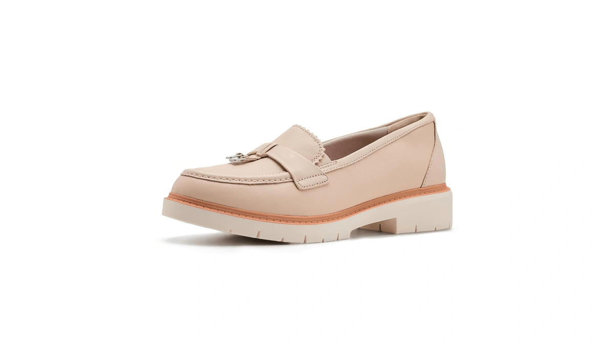 Clarks Collection Women's Westlynn Bella Loafer, Cream Leather, 10 M
