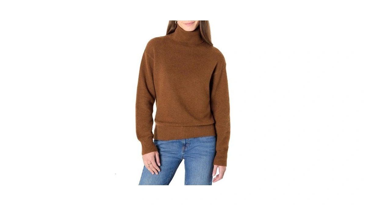 Amazon Essentials Women's Relaxed-fit Cotton Blend Turtleneck Pullover Sweater With