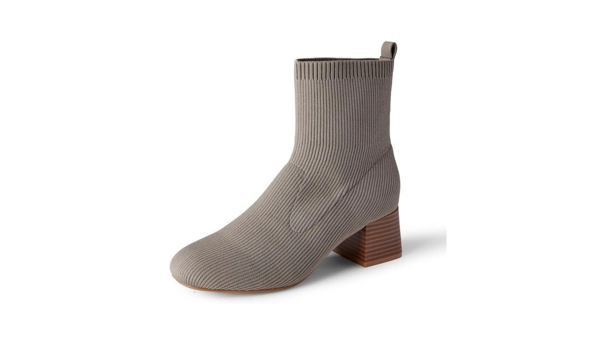 Amazon Essentials Women's Knit Stretch Ankle Boots, Taupe, 6
