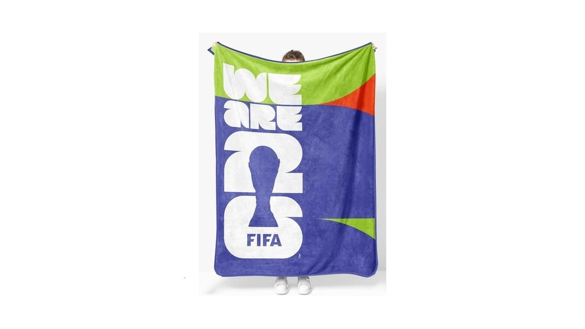 Jay Franco Kids Plush Throw Blanket – Soft & Cozy