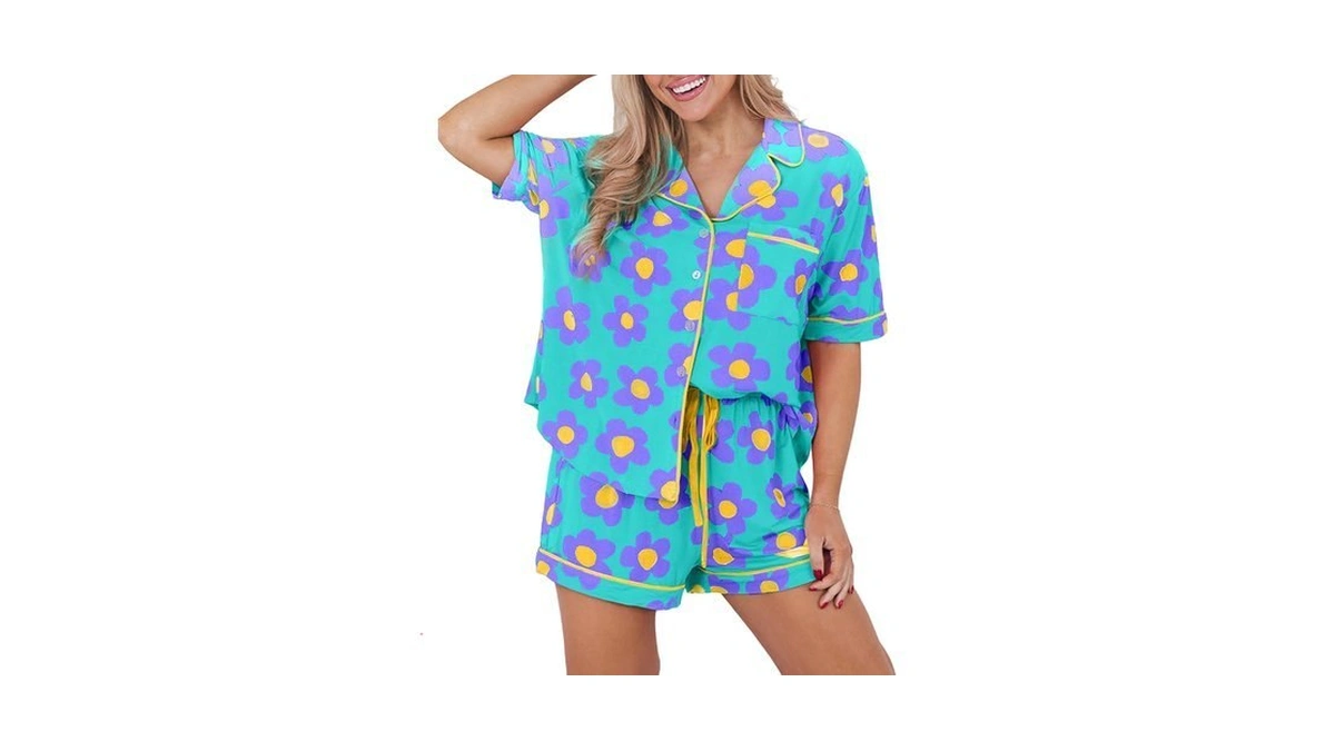Kevamolly Women Floral Notch Collar 2 Piece Holiday Pj Set