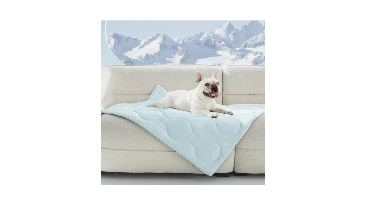 Mixjoy Cooling Blanket For Medium Dogs Breathable, Dual-sided With Q-max>0.5,