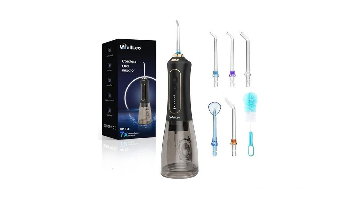 Wellleo Water Flossers For Teeth, 300ml Cordless Oral Irrigator Rechargeable