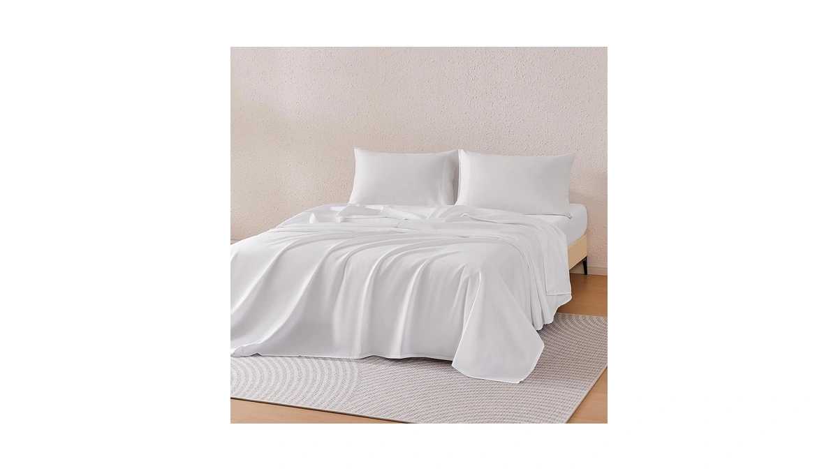 Amazon Basics Sheet Set Cationic 4-piece Bedding Set, Wrinkle Free