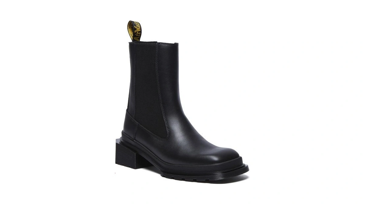 Dr. Martens Women's Maybole Square Toe Chelsea Boots, Black Wanama,