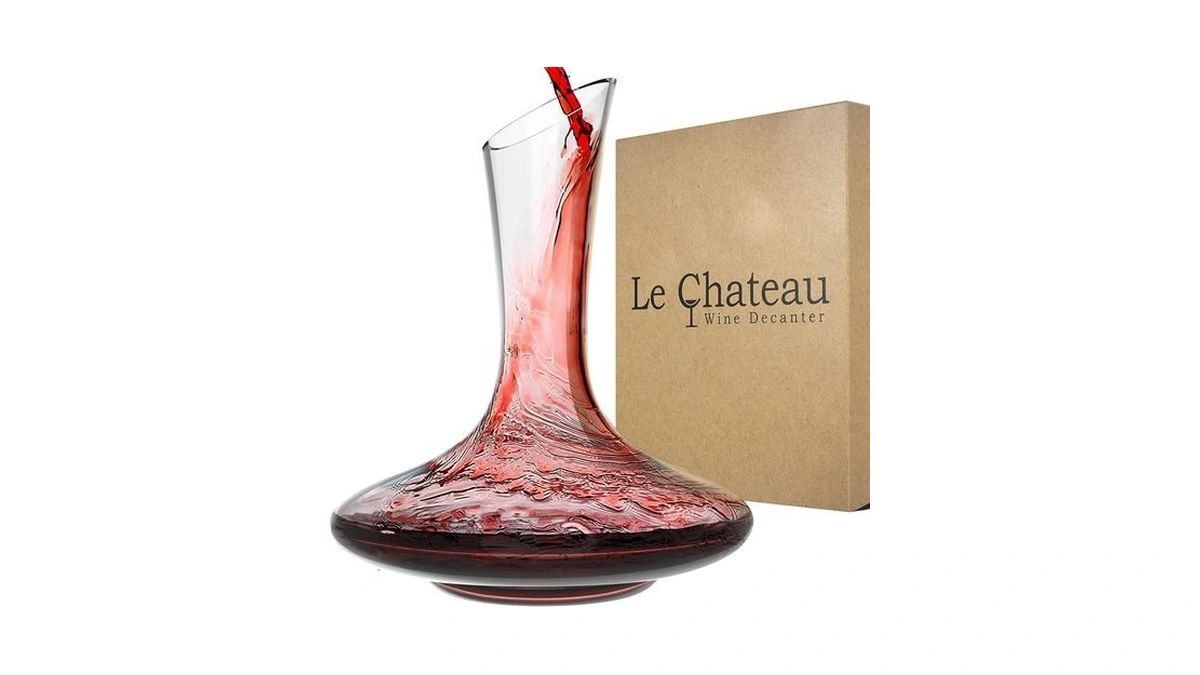 Le Chateau Large Elegant Crystal Wine Decanter With Built-in Aerator