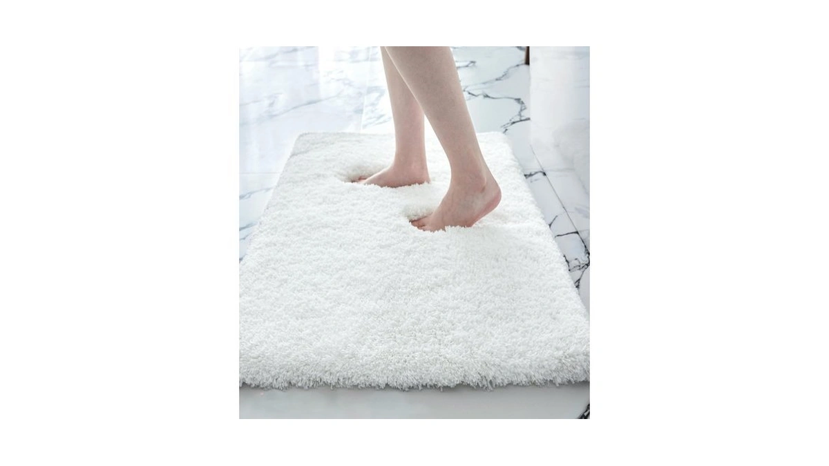 Disolla White Bathroom Rugs 17x24, Microfiber Non-slip Plush Small Bath