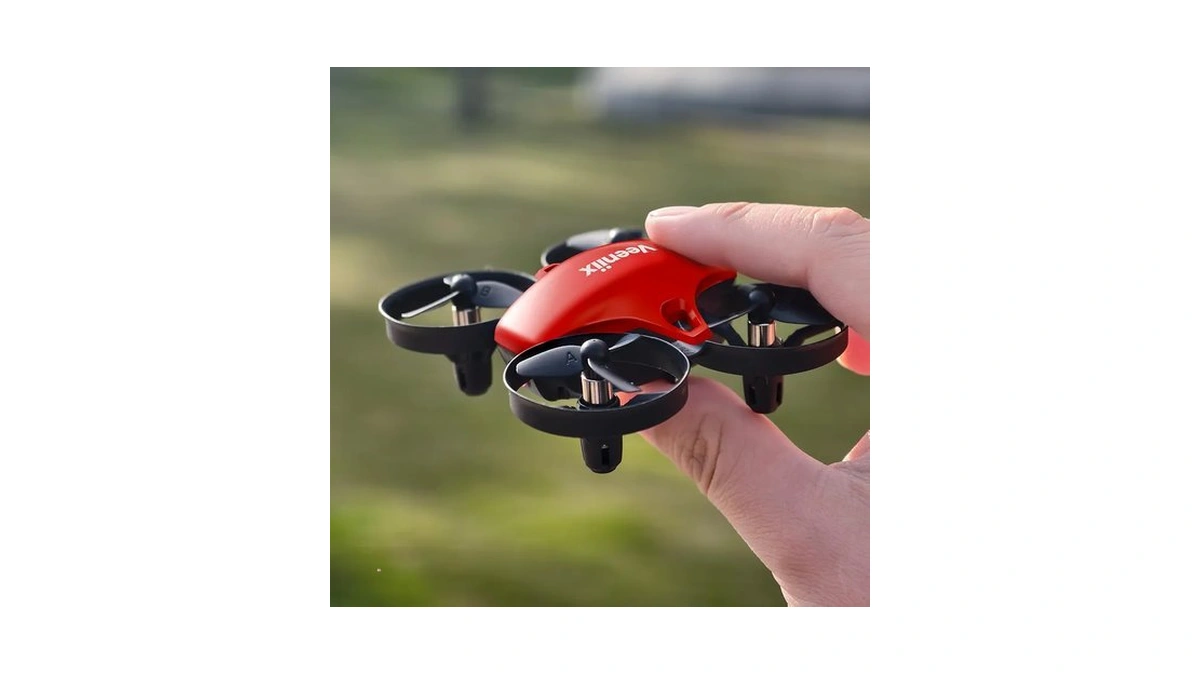 Veeniix V995 Red Mini Drone For Kids And Beginners