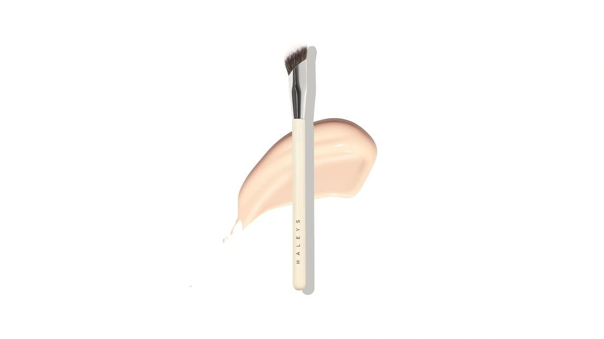 Haleys Precision Concealer Brush, Under-eye, Cream, Liquid & Powder, Vegan