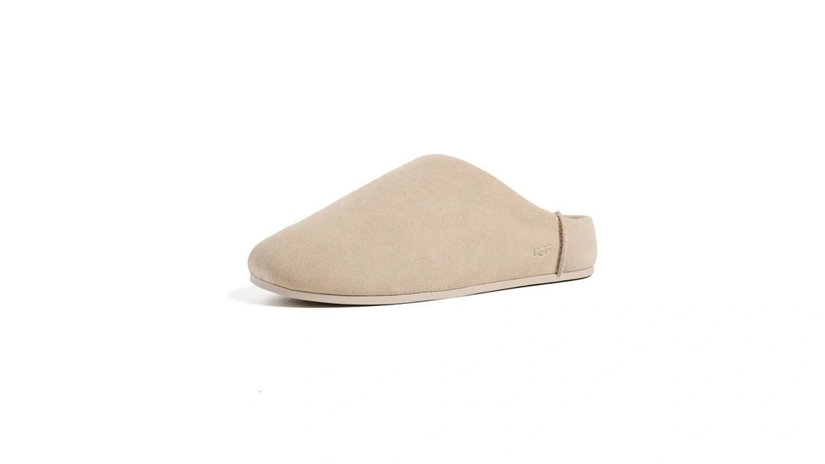 Ugg Women's Elea Slip On Slipper, Sand, 7