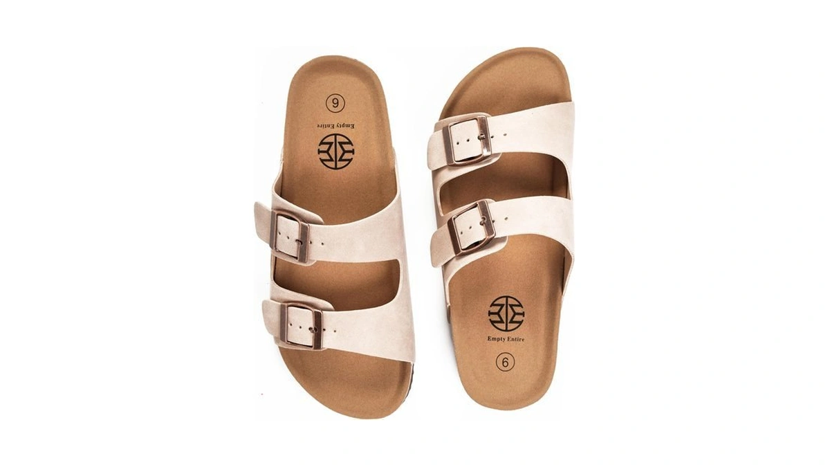E E Empty Entire Women's Faux Leather Flat Sandals, Stone