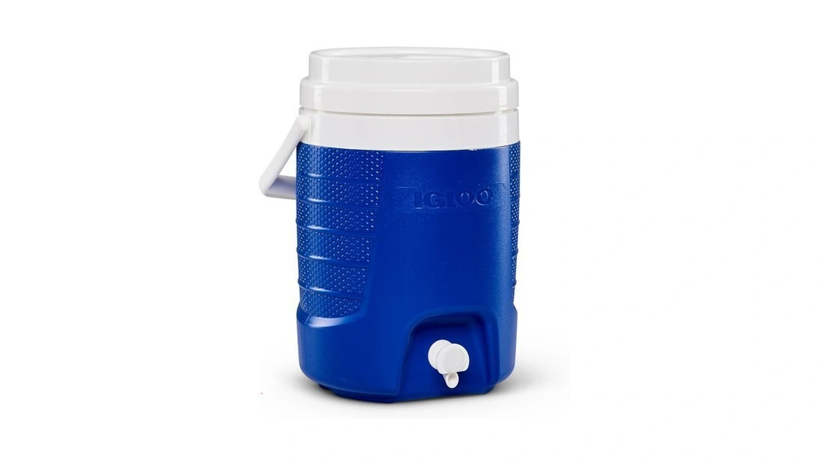 Igloo 2 Gallon Portable Sports Cooler Water Beverage Dispenser, Insulated