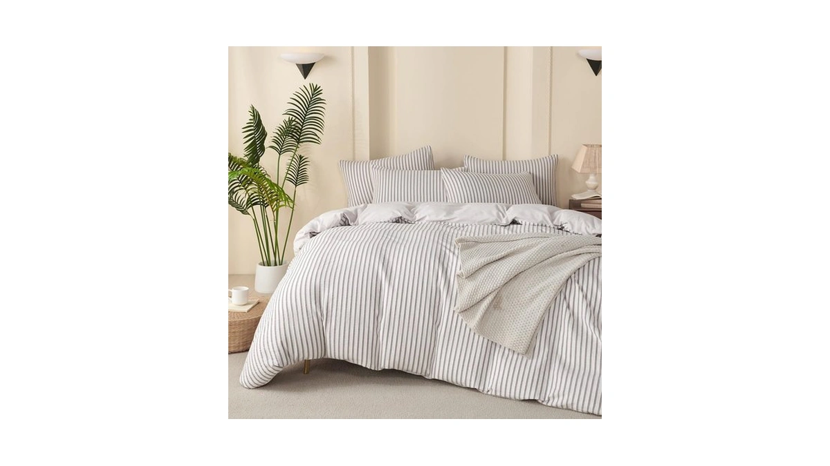 Bupird Duvet Cover Queen Size Striped Grey, 100% Washed Microfiber