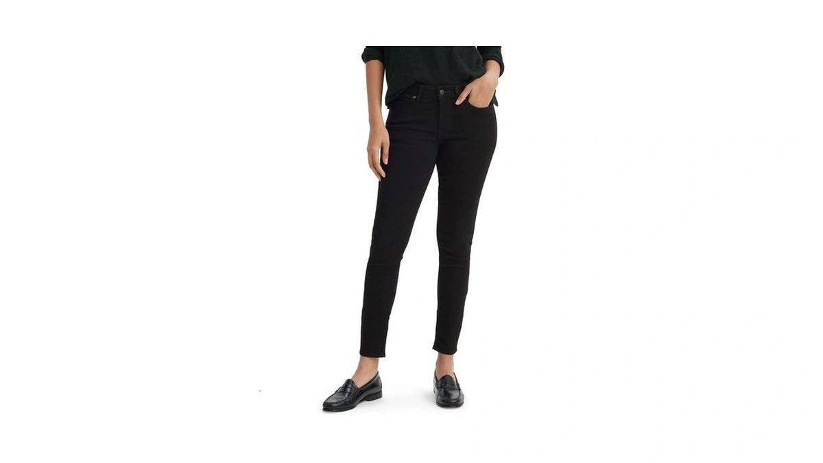 Levi's® 711 Skinny Soft Black 24 28