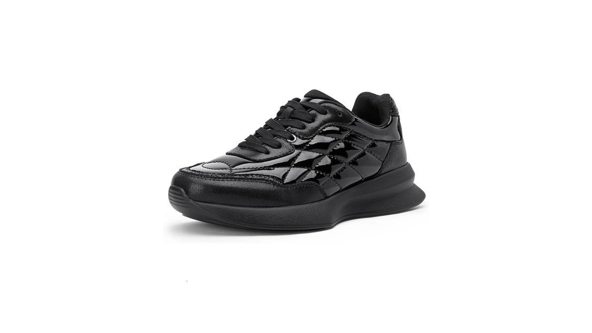 Vepose Women's Black Quilted Chunky Platform Sneakers, Size 6, 8219