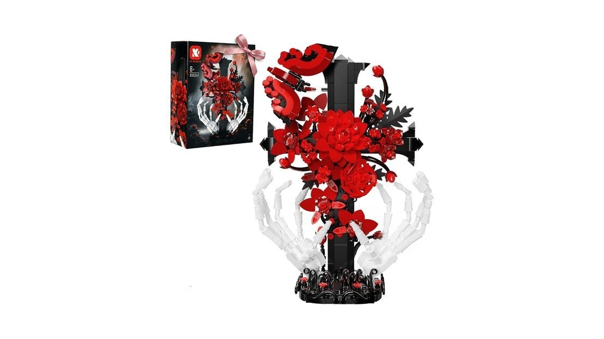 Gothic Decor Gothic Cross Skull Hands Building Set Halloween Decor(901pcs)