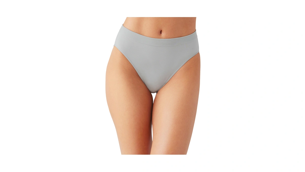 Wacoal Women's B-smooth Seamless Hi-cut Brief Panty, 834175