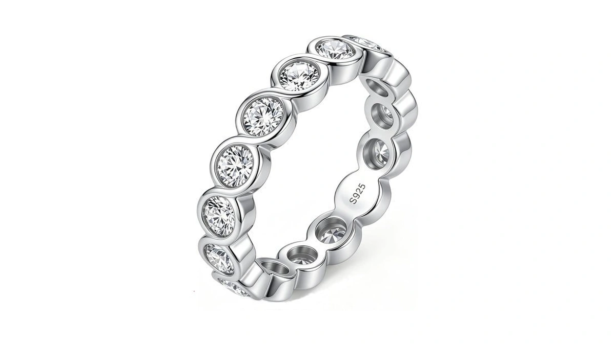 Mystiquemark 1.75ct Moissanite Eternity Wedding Band Infinity Ring Size 5