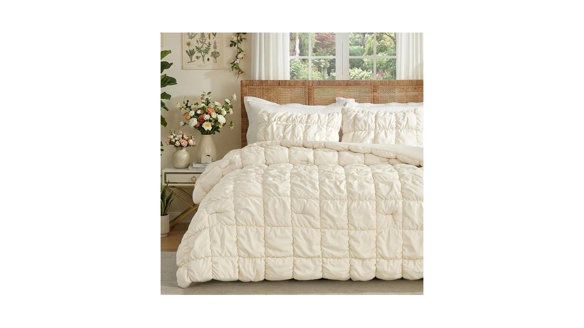 Amélie Home Queen Comforter Set, Bubble Textured, Beige, 3-piece