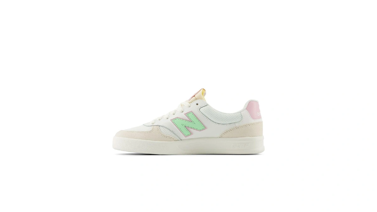 New Balance Men's 300 V3 Court Sneaker, Linen/sea Salt/mid Century