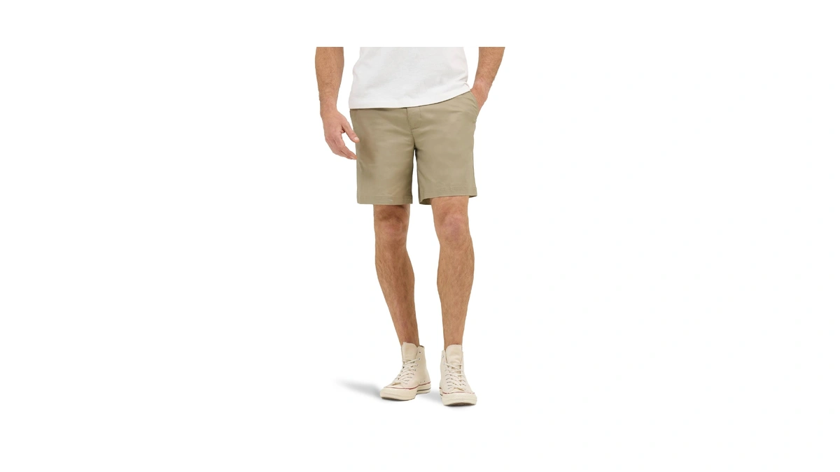 Lee Men's Extreme Motion 7" Flat Front Short, Kansas City
