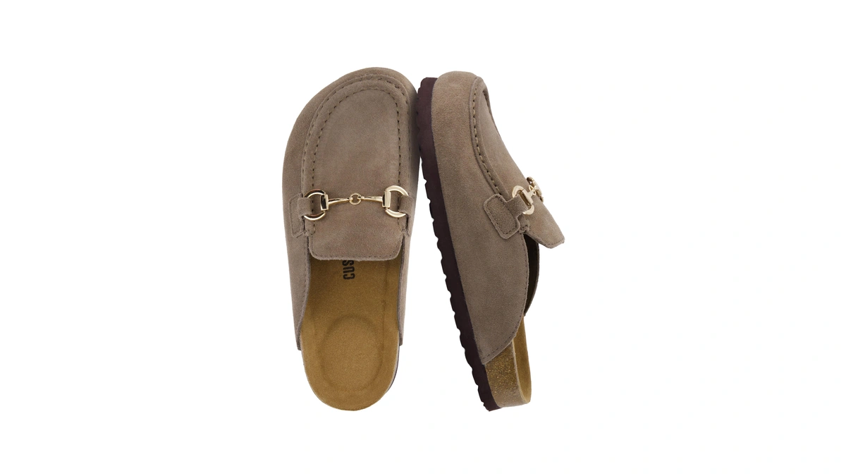 Cushionaire Cliff Suede Clog Mules For Women, Moss 8.5
